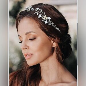 Elegant Silver and White Floral Headband